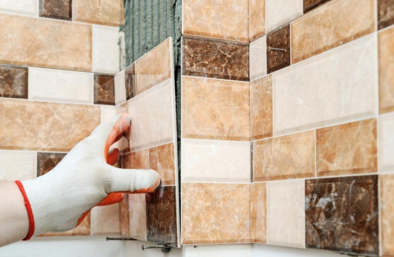 Sublimez votre intérieur avec un carrelage mural personnalisé au Pouliguen